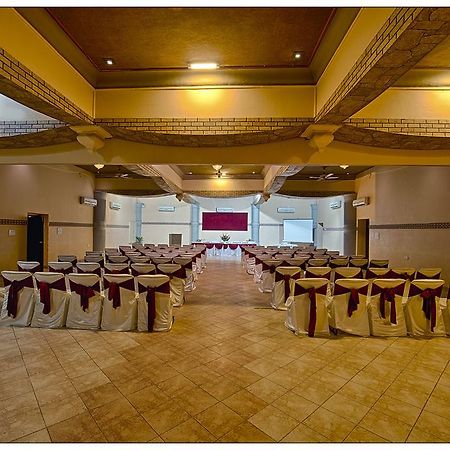 Nirali Dhani Ethnic Heritage Hotel And Resort Dzsódhpur Kültér fotó