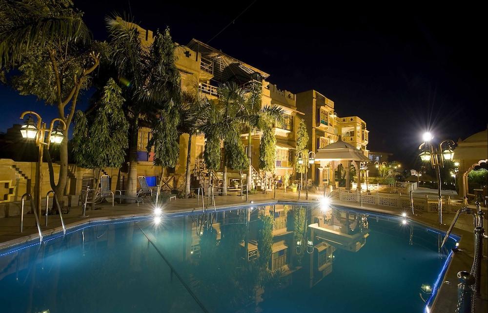 Nirali Dhani Ethnic Heritage Hotel And Resort Dzsódhpur Kültér fotó