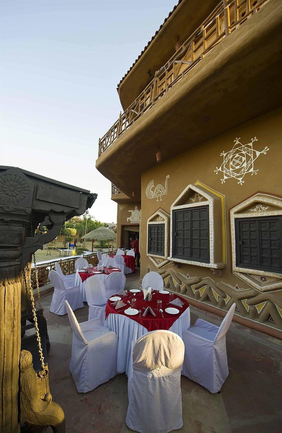 Nirali Dhani Ethnic Heritage Hotel And Resort Dzsódhpur Kültér fotó