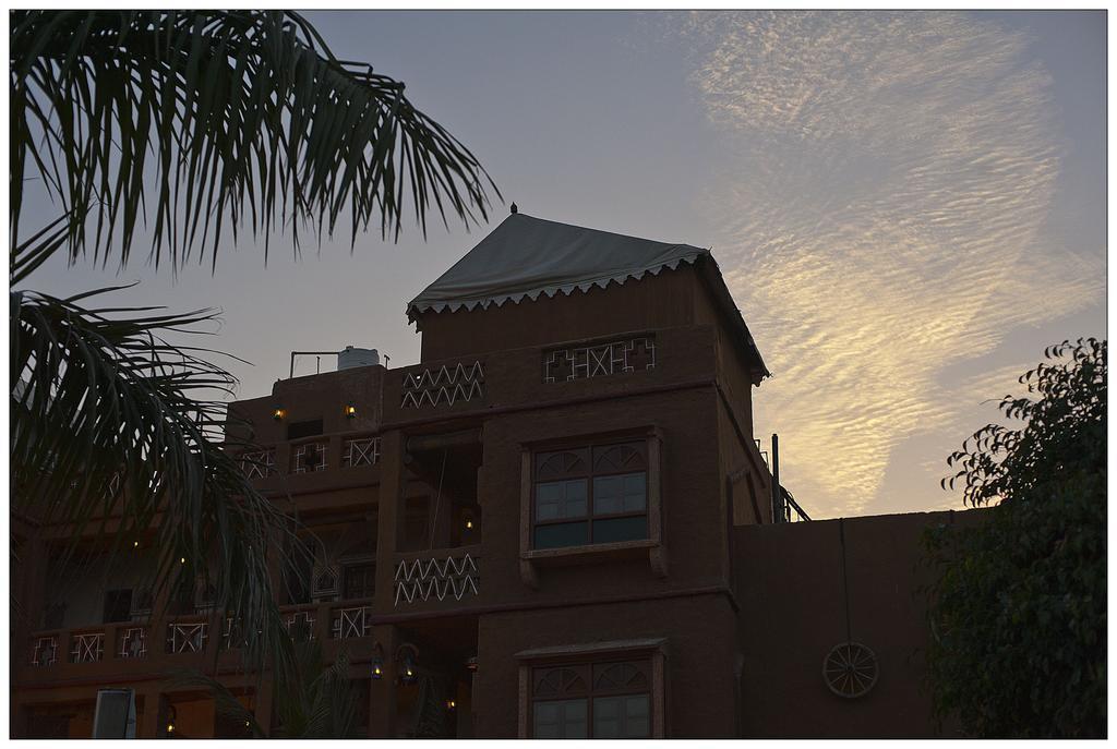 Nirali Dhani Ethnic Heritage Hotel And Resort Dzsódhpur Kültér fotó